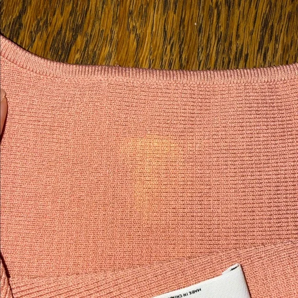 Babaton Ribbed Crop Top - Picture 3 of 4